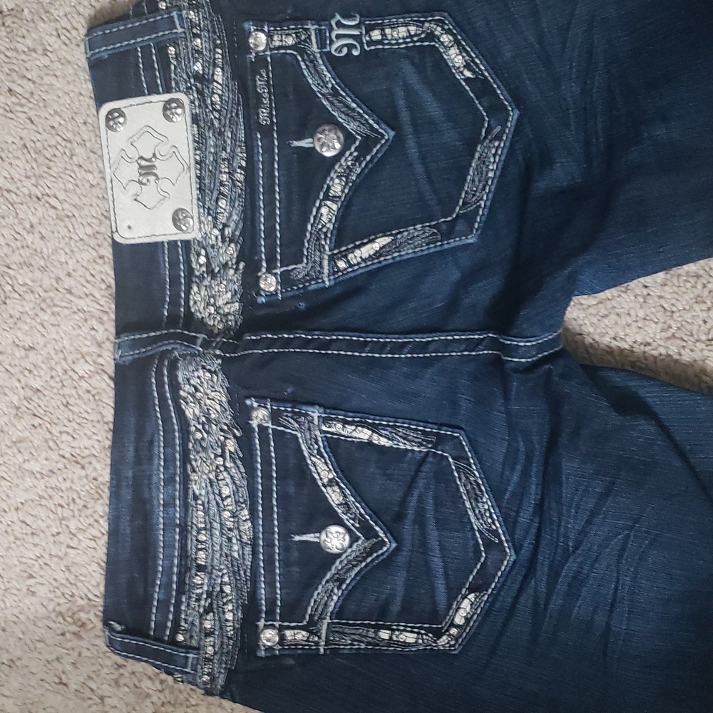 Miss Me Signature Skinny Embellished Jean's size 28 inseam 31